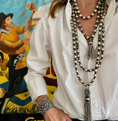 Layers of Elegance: Unveiling the Art of Jewelry Layering