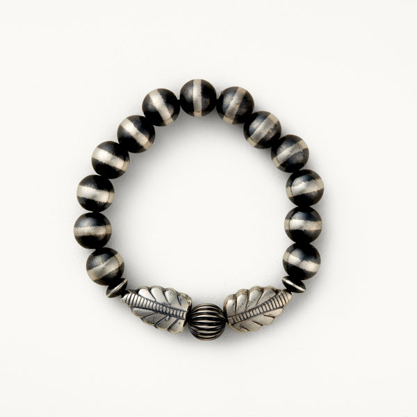 10mm Santa Fe Pearl Stretch Bracelet with Vintage Leaves