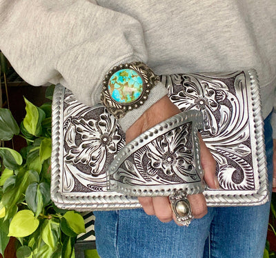 Silver El Guante Clutch